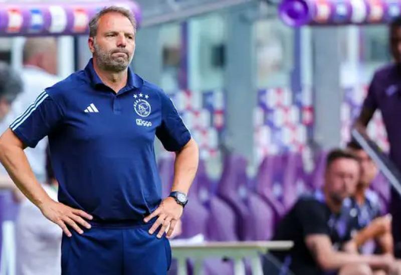 Nakon katastrofalnih rezultata Ajax otpustio trenera